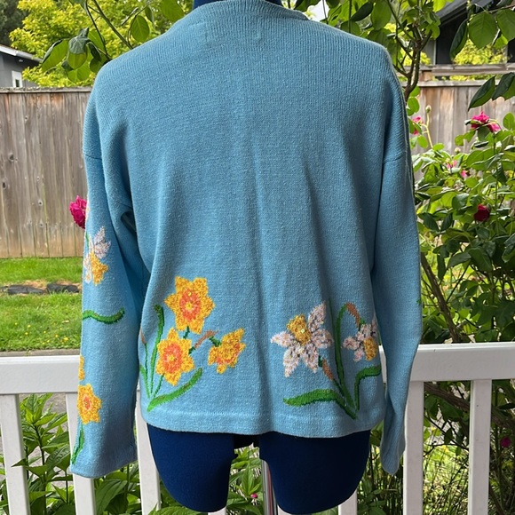 Philip Jane Gordon Women’s Sweater - Picture 6 of 7